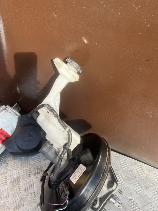 Главный тормозной ваккумный ниссан рог nissan rogue год 15 xtrail t32