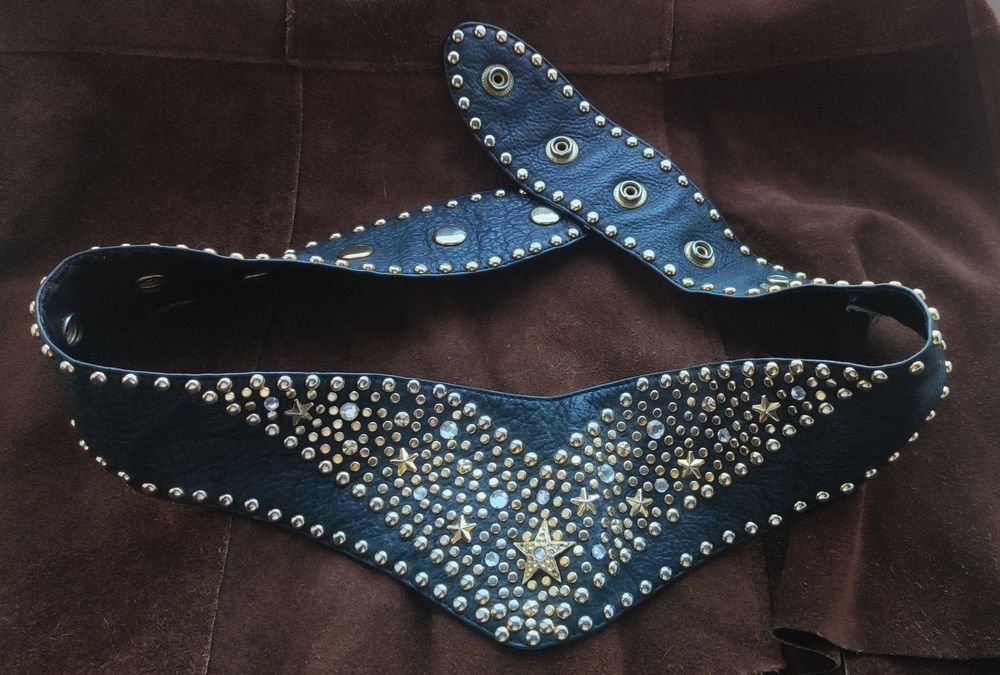 Śliczny pasek z dżetami w stylu country 85 cm