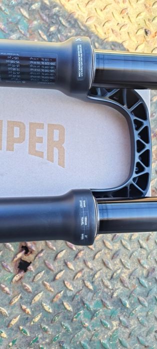 Suspensão Rock SHOX 35
