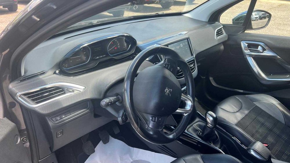 Peugeot 2008 1.2 PureTech (2016) – Com garantia