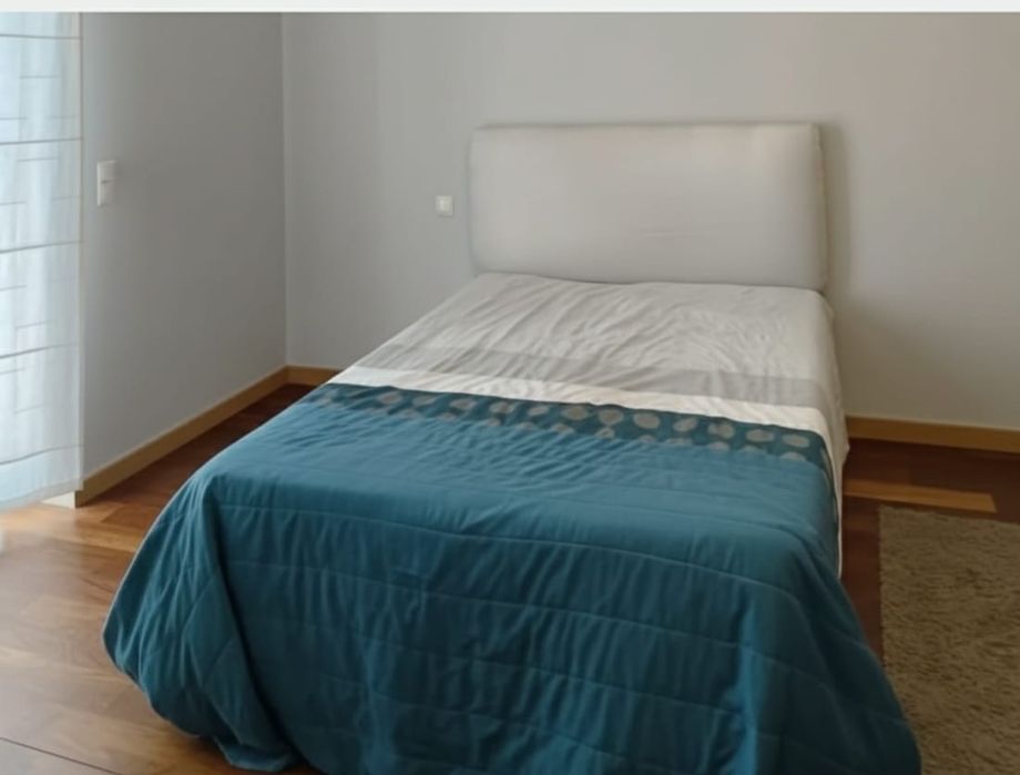 Cama de Casal como nova