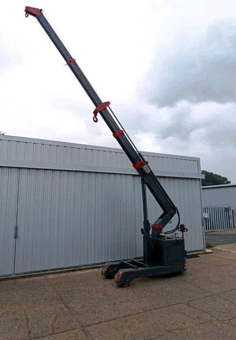 міні кран 3.5 тонни VALLA 30 E ІТАЛІЯ