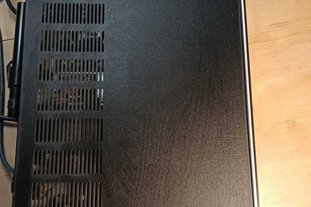 Amplituner Stereo Marantz 2216