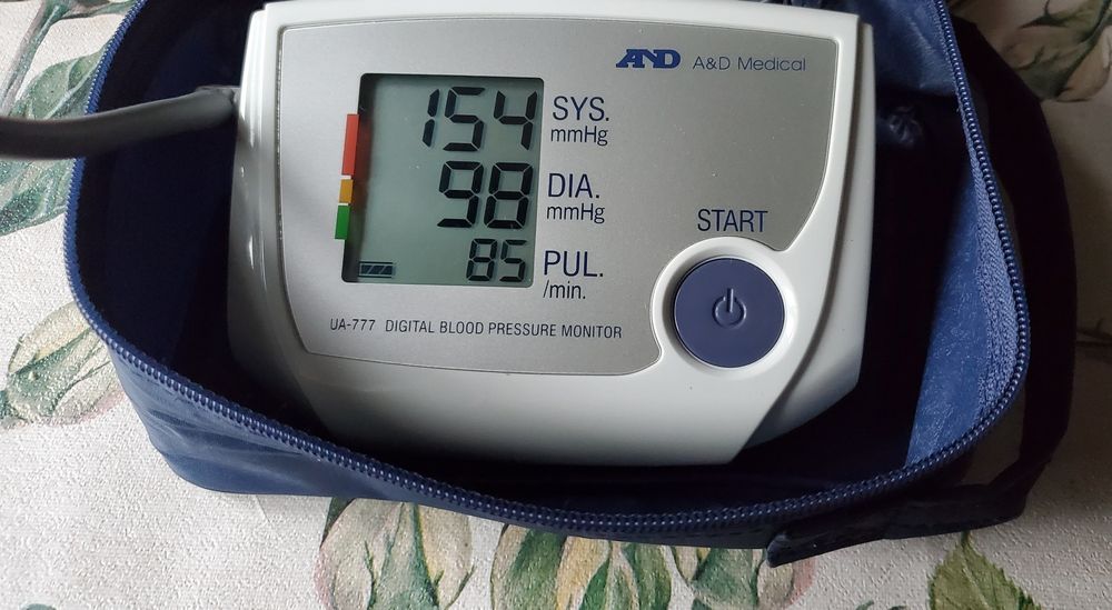 Тонометр AND 777 Японія