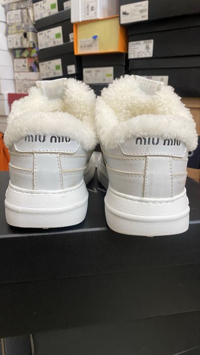 Женская обувь бренд MIU MIU кожа Распродажа  кроссовки мехакция скидка