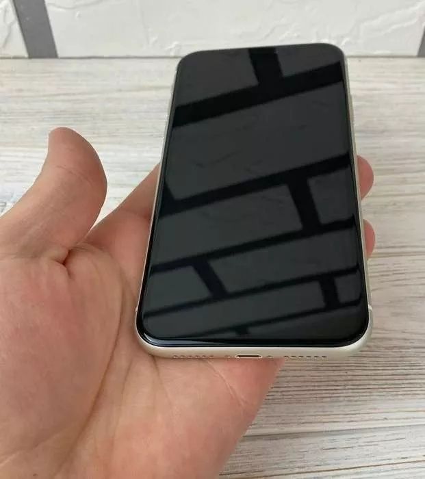 Продам свой айфон 11