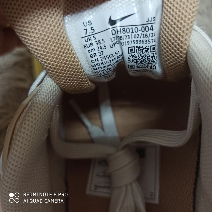 Оригінальні жіночі кросівки Nike Air Max 90 Beige (DH8010-004)
