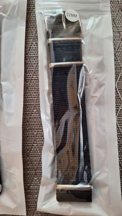 Pasek zegarka parciany 22mm x 2 sztuki