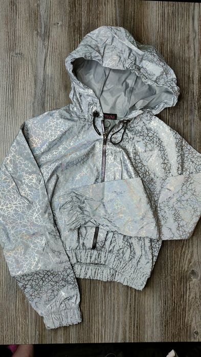 Рефлективный костюм с принтом