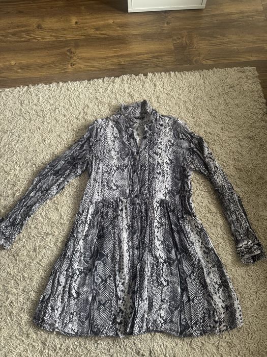 Sukienka damska stradivarius