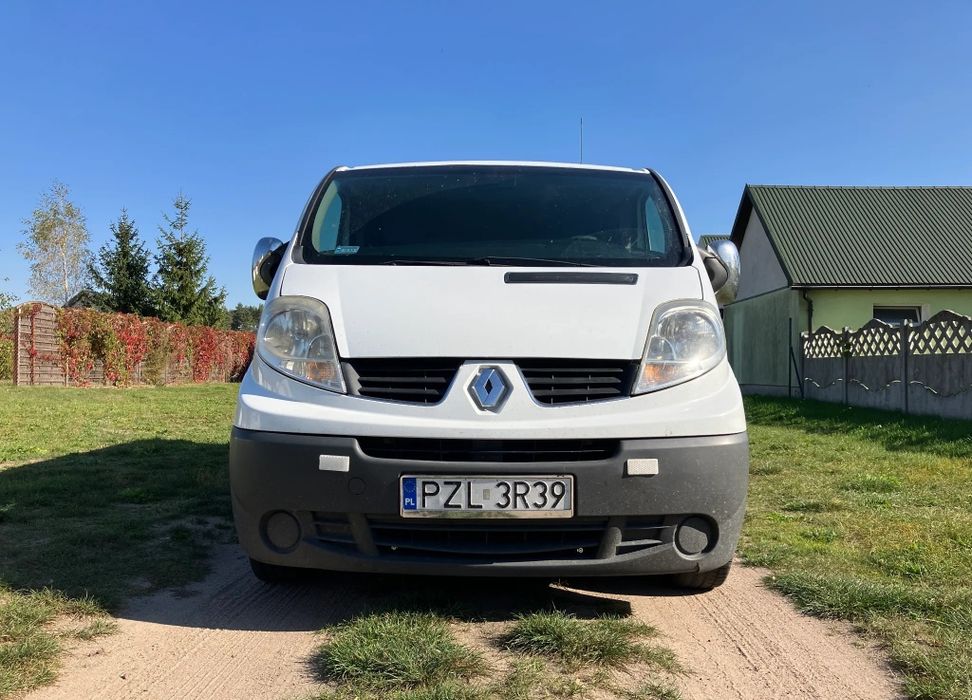 Продам Renault Trafic 2.0 TDI