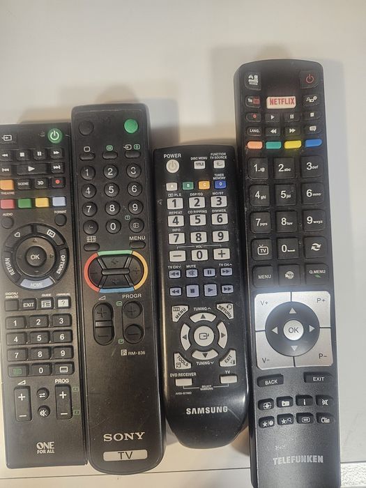 Pilot do telewizora 4szt #sony #Philips #Samsung