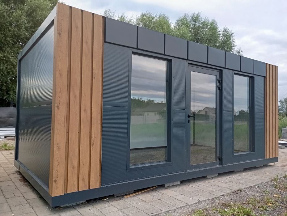 Dostępny od ręki pawilon handlowy, gastronomiczny, biurowy