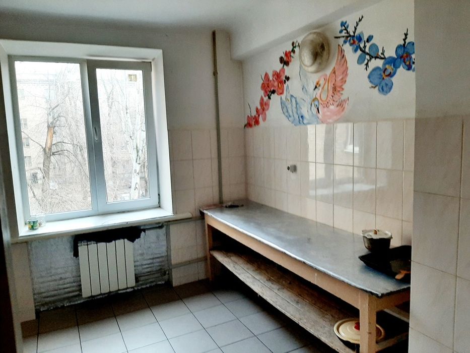Ціна за 2 кімнати в гуртожитку, 18+7,виведені в одиницю, вільні,Сталев