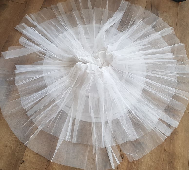 Suknia ślubna z gorsetem