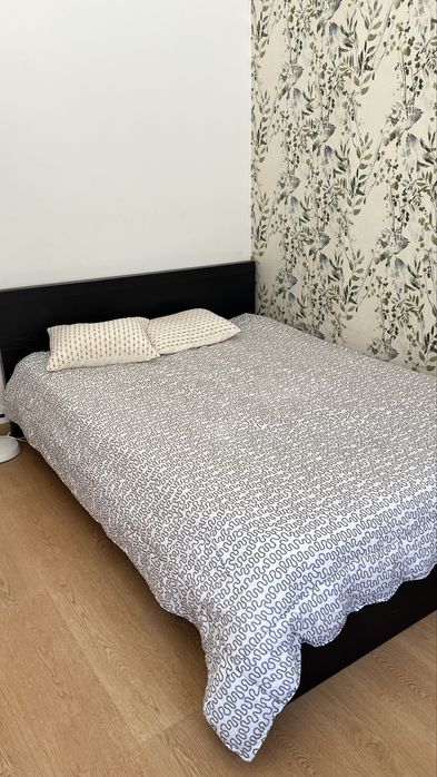 Cama casal com colchao