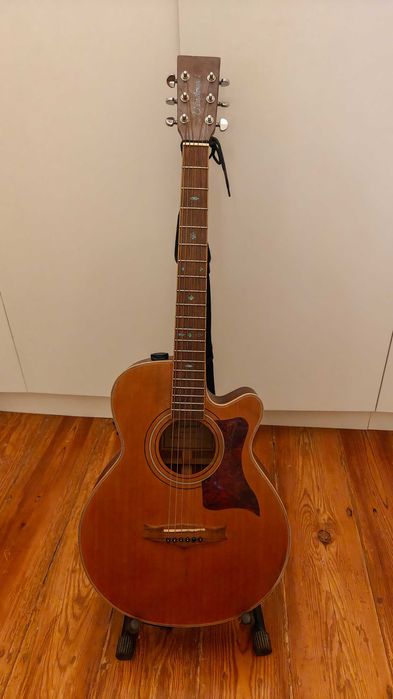 Tanglewood Electric Acoustic Guitar