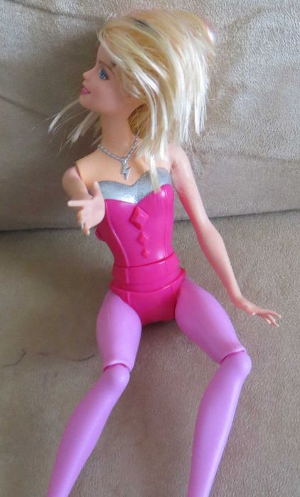 Security - Nanci, Articulated Doll with Head, Hips, Knees, and Arms, Matel