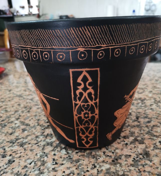 Vaso pintado à mão