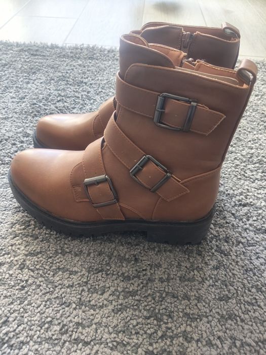 Botas novas para mulher castanhas