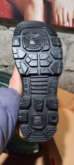 Резиновые сапоги