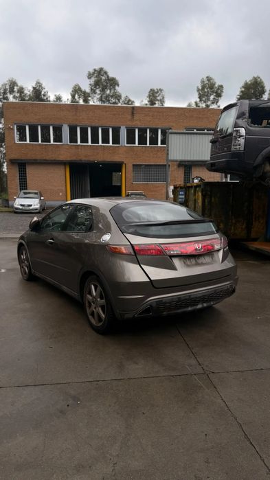 Para peças HONDA Civic VIII Hatchback (FN_, FK_)