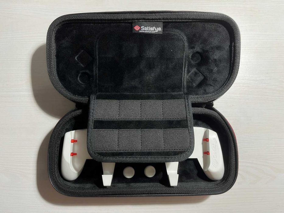 Satisfye Zen Grip Go Slim Bundle dla Nintendo Switch Lite