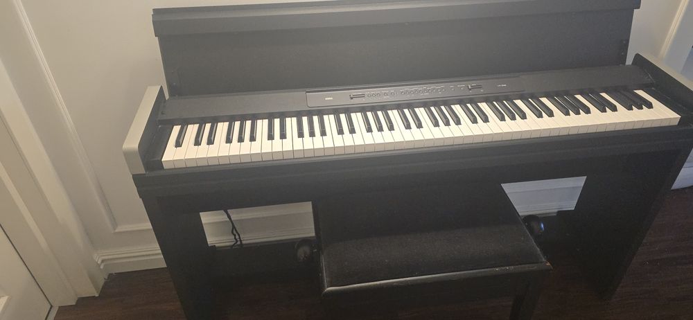 Japońskie pianino cyfrowe elektryczne Korg LP-350 + regulowany stołek