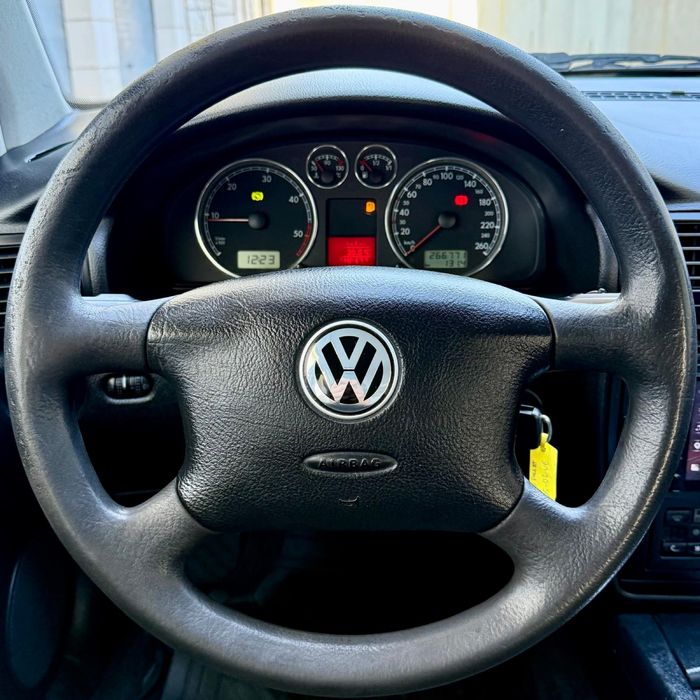 VW Passat 1.9 TDi 130 cv Aut.