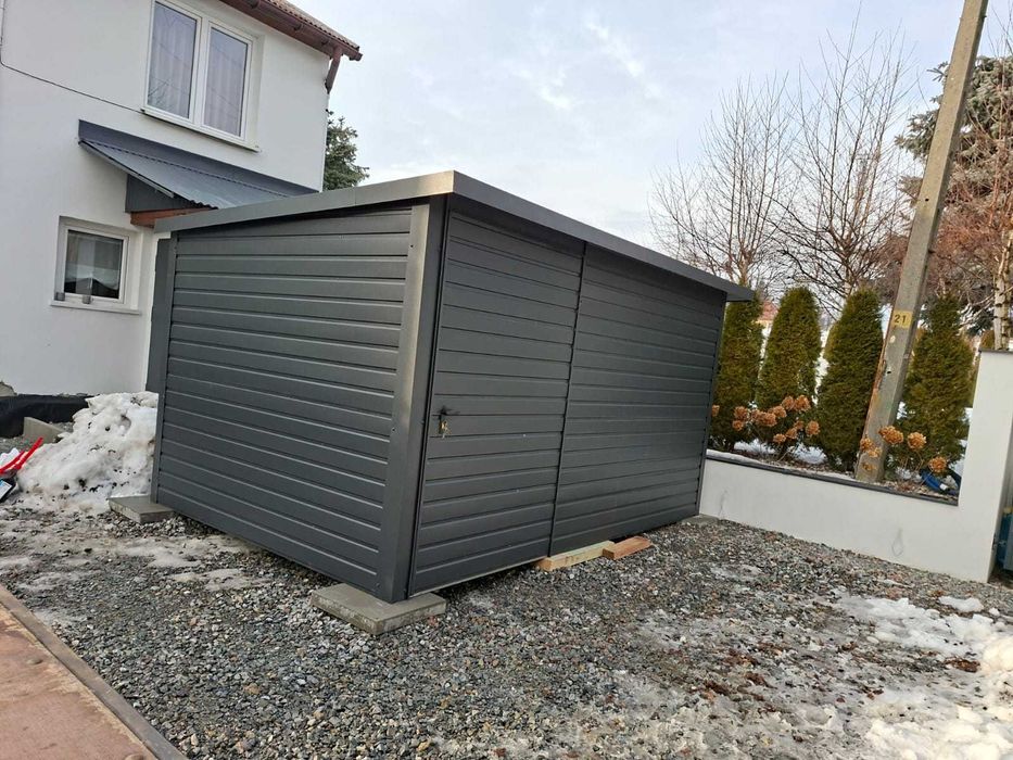 Garaże blaszane na wymiar – szybkie terminy