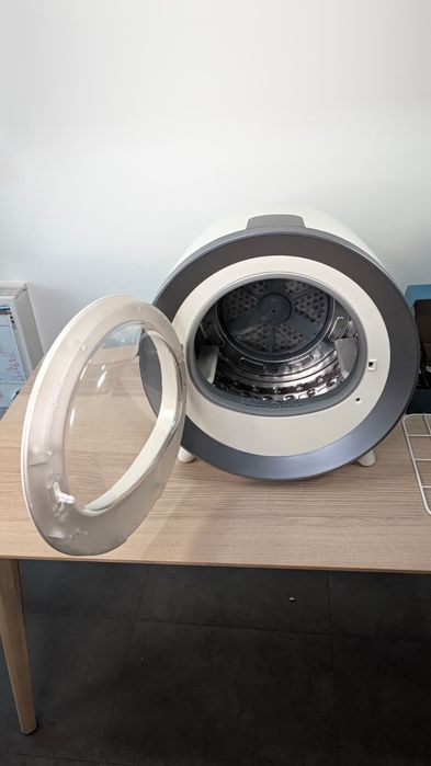 Máquina de Secar roupa 3kg compacta
