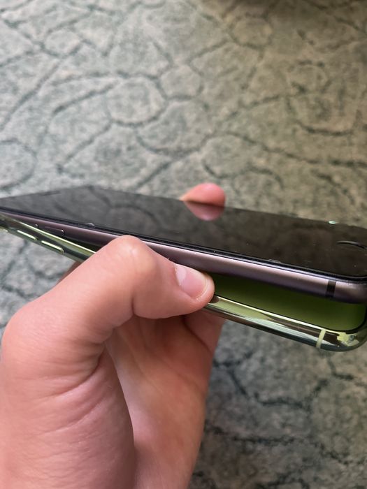 iPhone 8 Plus - iOS 14.3 - Оригінальна коробка - 70% АКБ