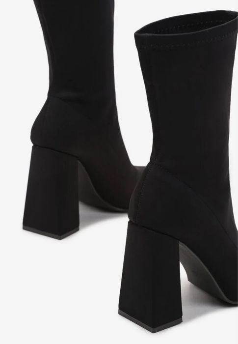 Ботильйони чорні