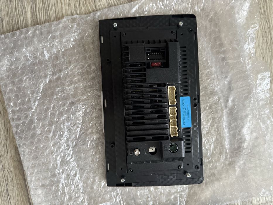 Магнітола MITSUBISHI OUTLANDER XL rockford мицубиси аутлендер