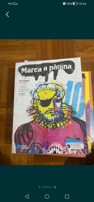 Livros escolares 10º ano  Preço unidade.