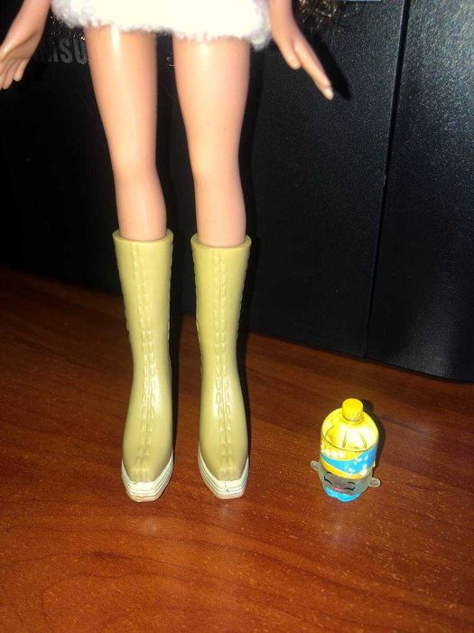 кукла Bratz  Ясмин