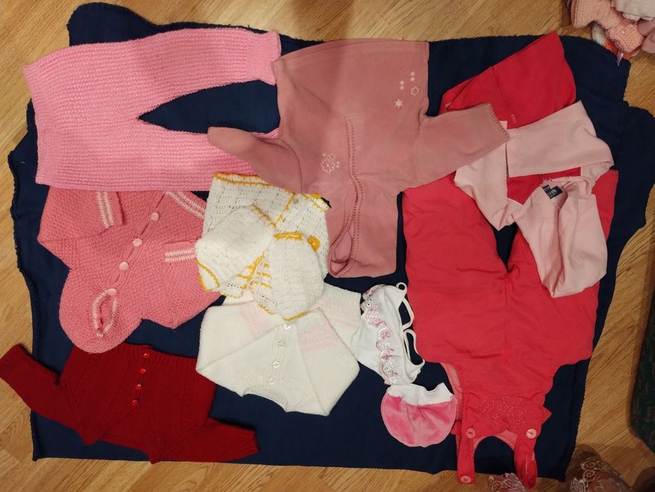 Віддам одяг на дівчинку від 0 до 9міс  (80 р)