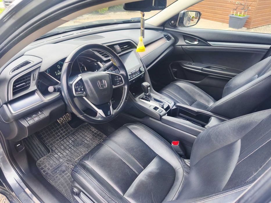 Honda Civic X 1.5 Executive- Polski salon - Bezwypadkowy