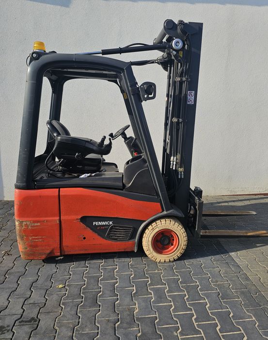 Wózek widlowy Linde E14 Evo, triplex, wolny skok, elektryk, wysokie podnoszenie, sadowniczy