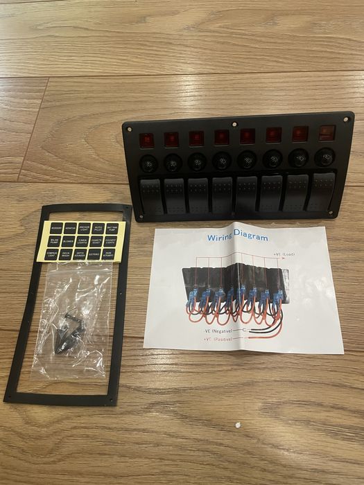 8 Gang Rocker Switch Panel — Панель перемикачів 12–24V