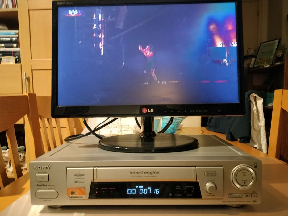 Leitor e gravador Sony video cassete Record SLV SE800E