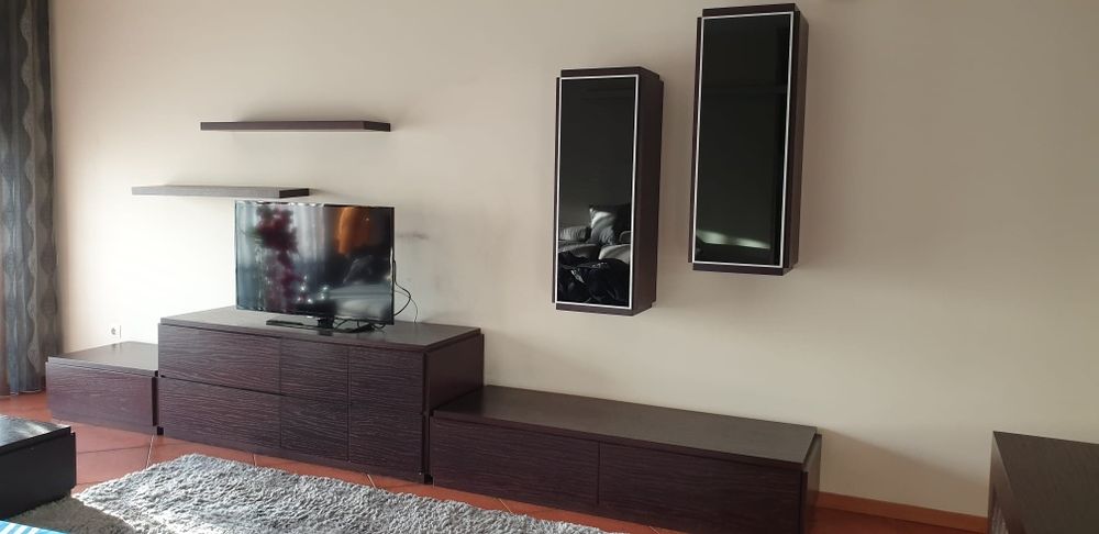 Sala de estar castanha chocolate