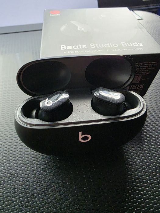 Beats Studio Buds Original
