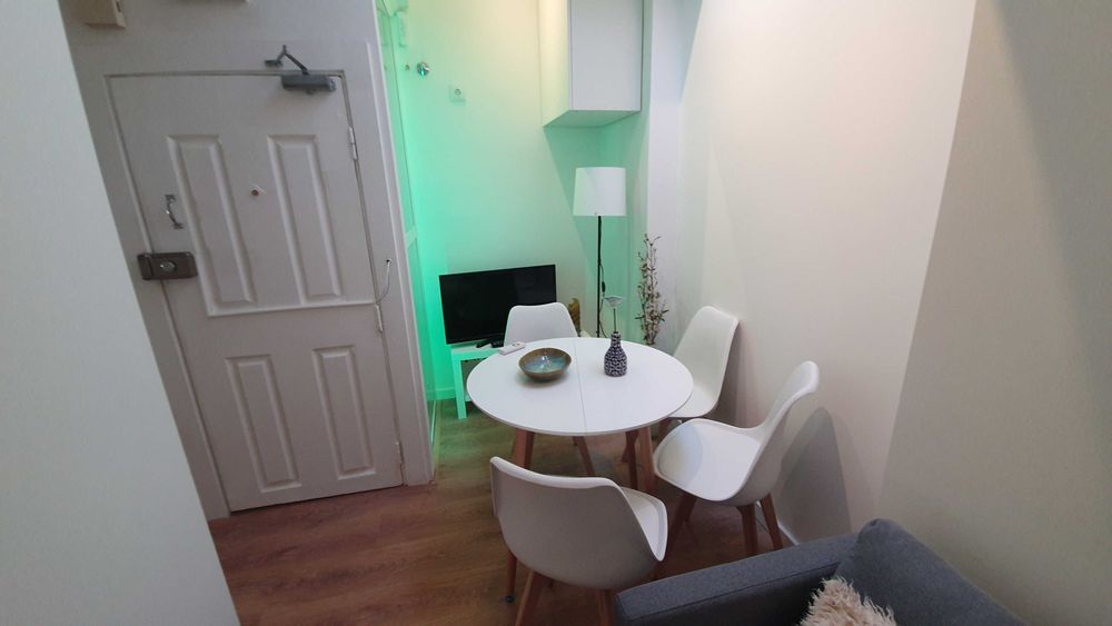 Predio mobilado com 3 apartamentos