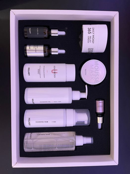 Набір для догляду за нормальною та комбінованою шкірою Hillary