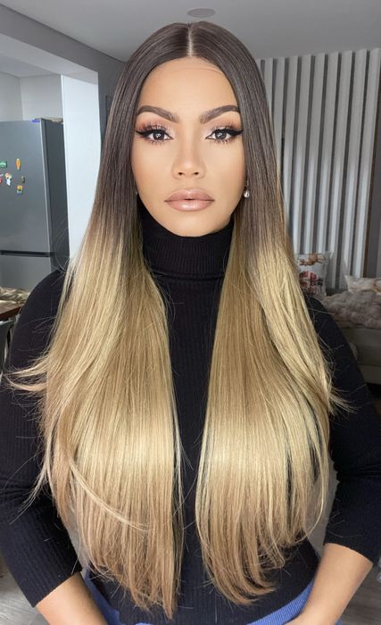 Lace Front loira lisa