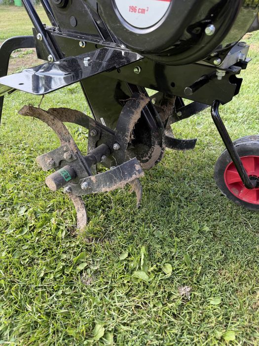 Glebogryzarka silnikowa Hortmasz HGS550