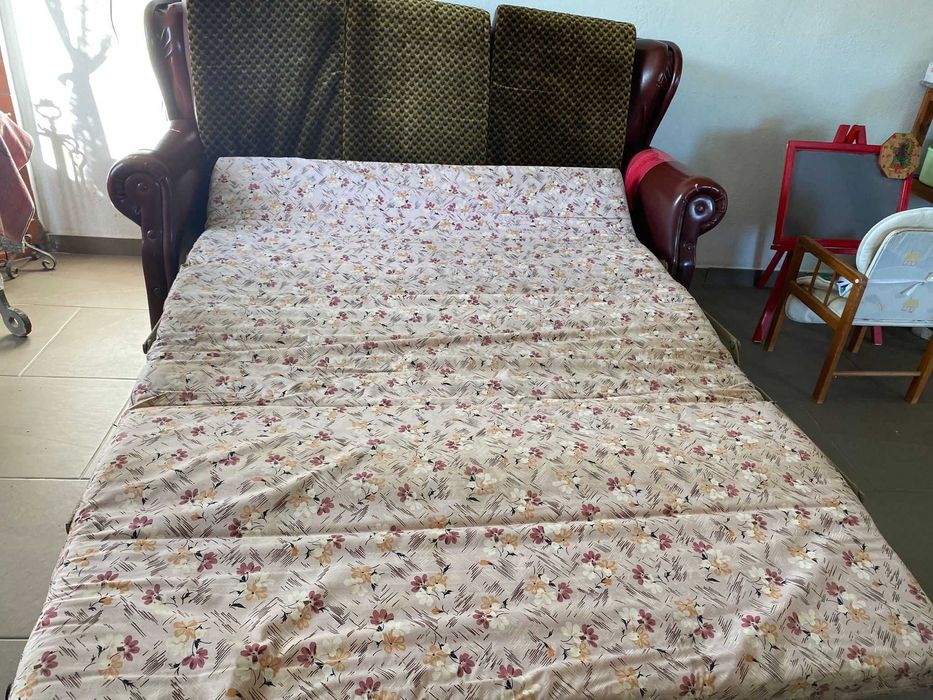 Sofá cama robusto