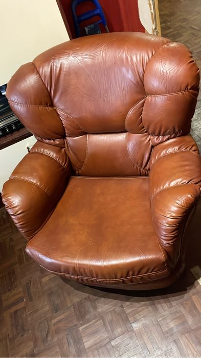 2 Sofas Antigo Otimo Estado Pontinha E Famões • OLX Portugal