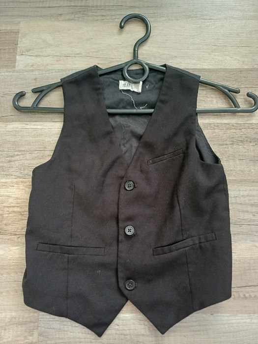Elegancka Czarna Kamizelka Chłopięca H&M – Rozmiar 122 (6-7 lat)